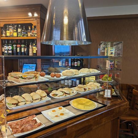 Hotel La Colina Gijón Esterno foto