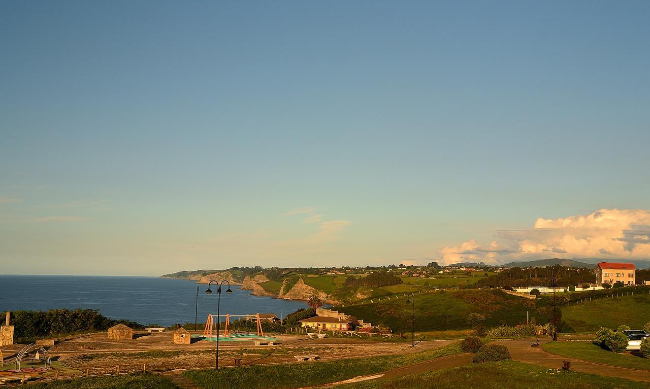 La Colina Hotel Gijón Esterno foto